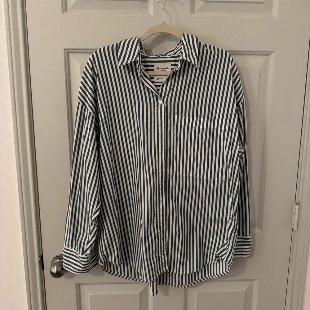 Abercrombie & Fitch Green & White Striped Poplin Button Up Shirt size Medium